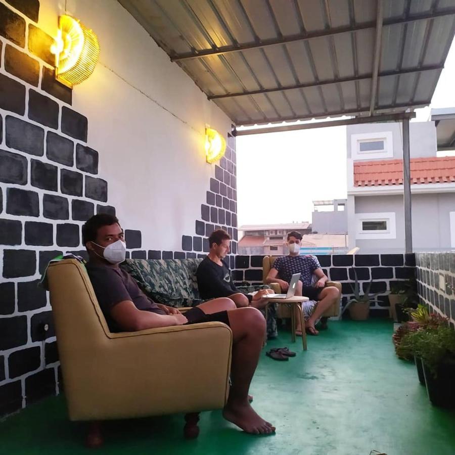 In The Heart Of Praia - Family B&B Bagian luar foto