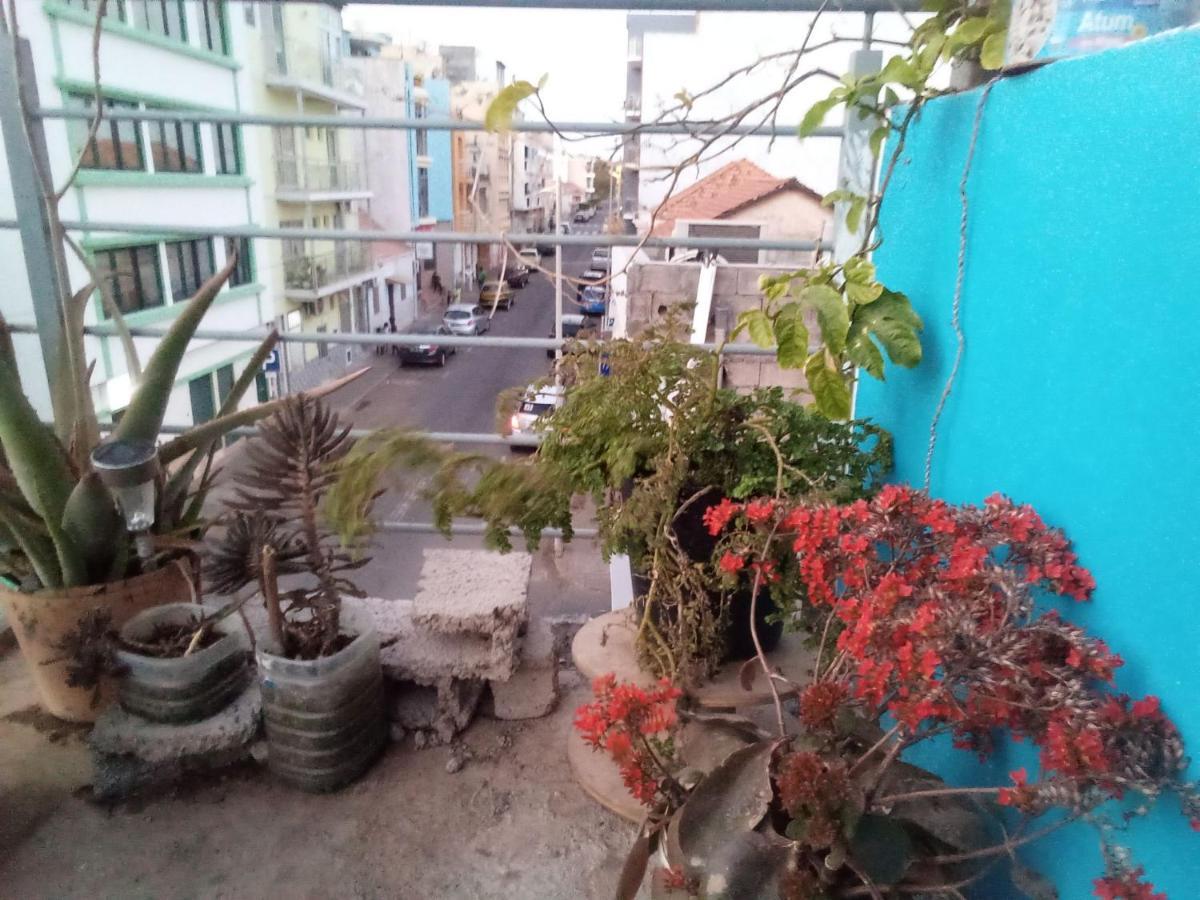 In The Heart Of Praia - Family B&B Bagian luar foto