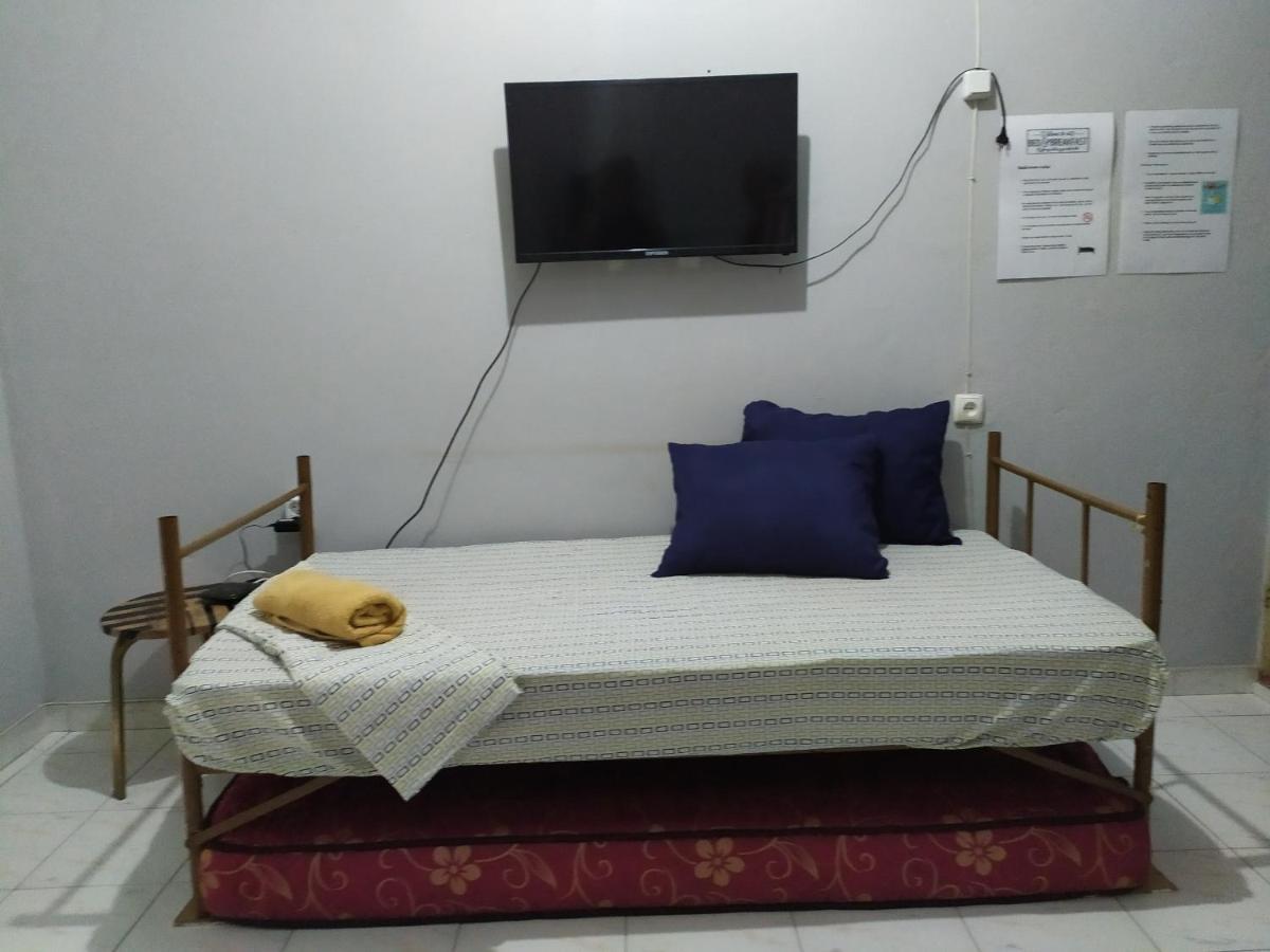 In The Heart Of Praia - Family B&B Bagian luar foto