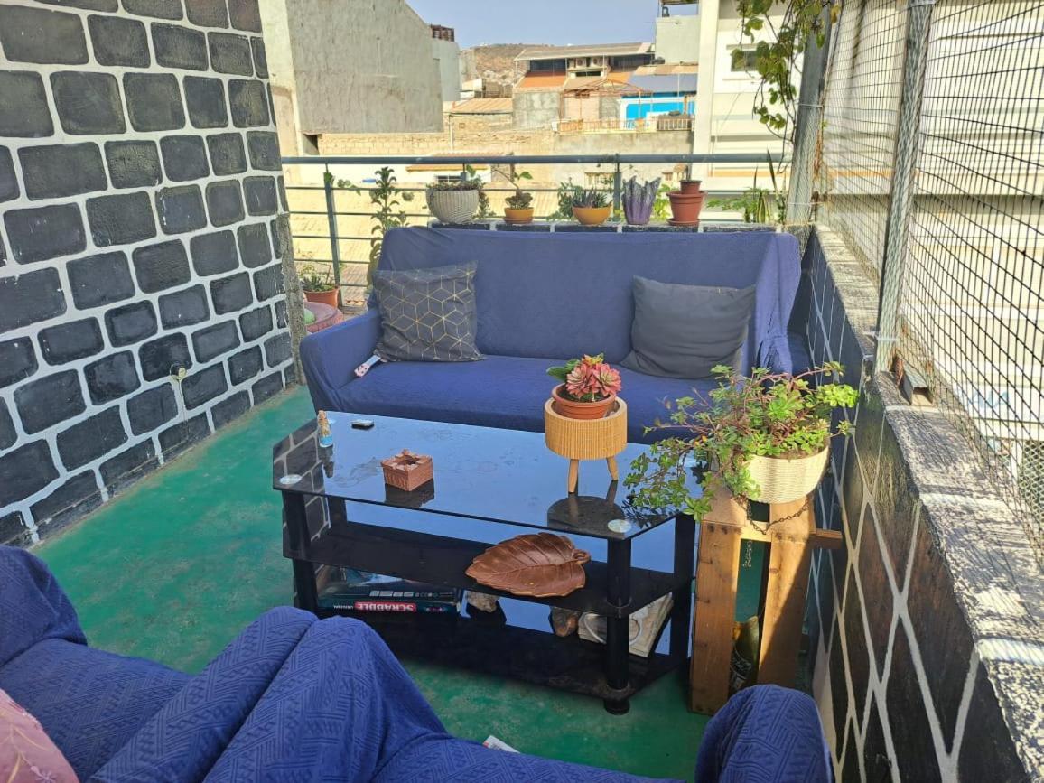 In The Heart Of Praia - Family B&B Bagian luar foto