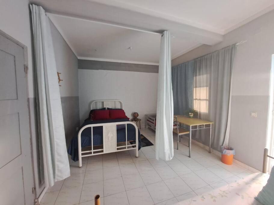 In The Heart Of Praia - Family B&B Bagian luar foto